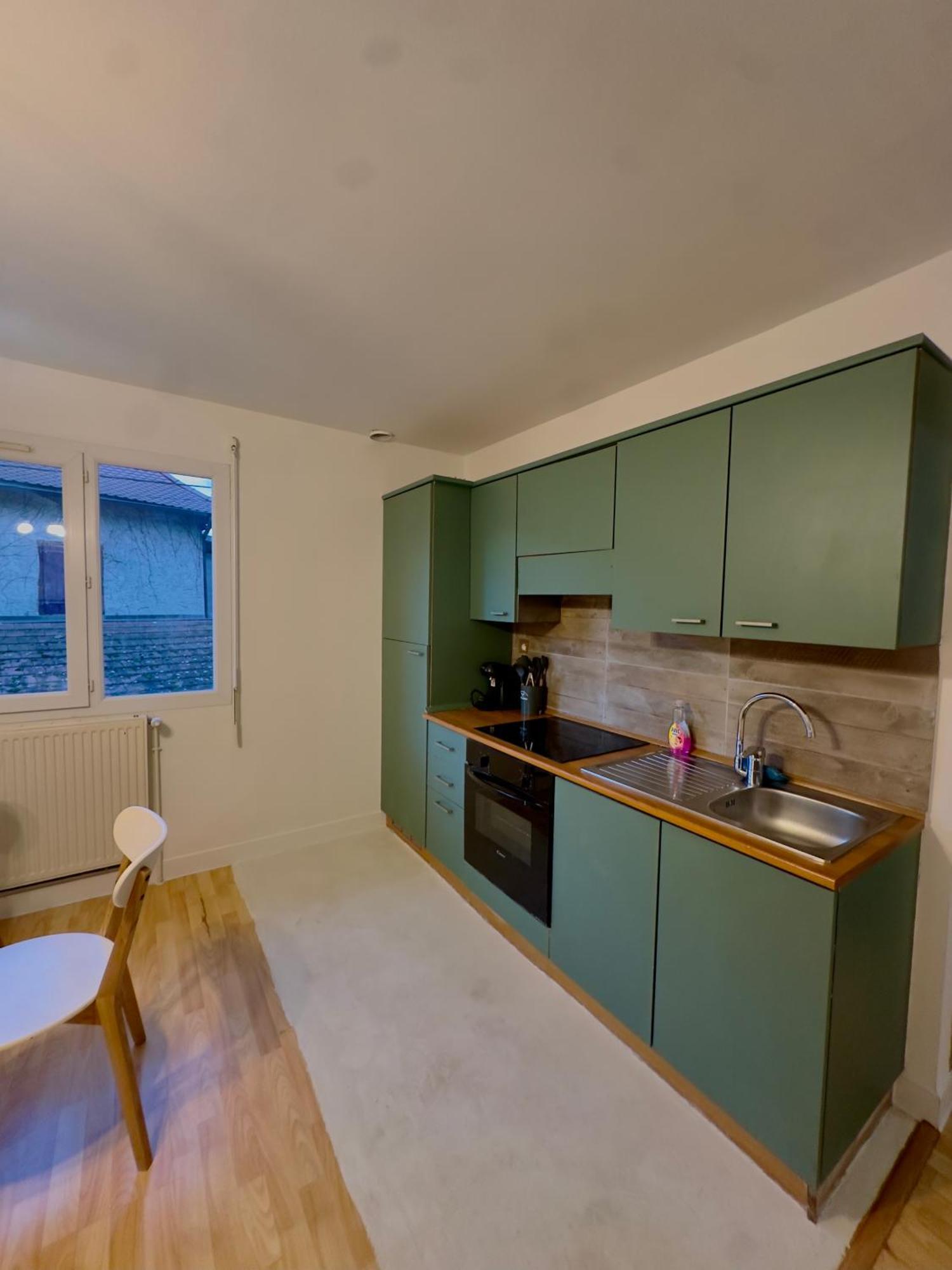 Appartement Chloe Du Lac Montferrat  外观 照片