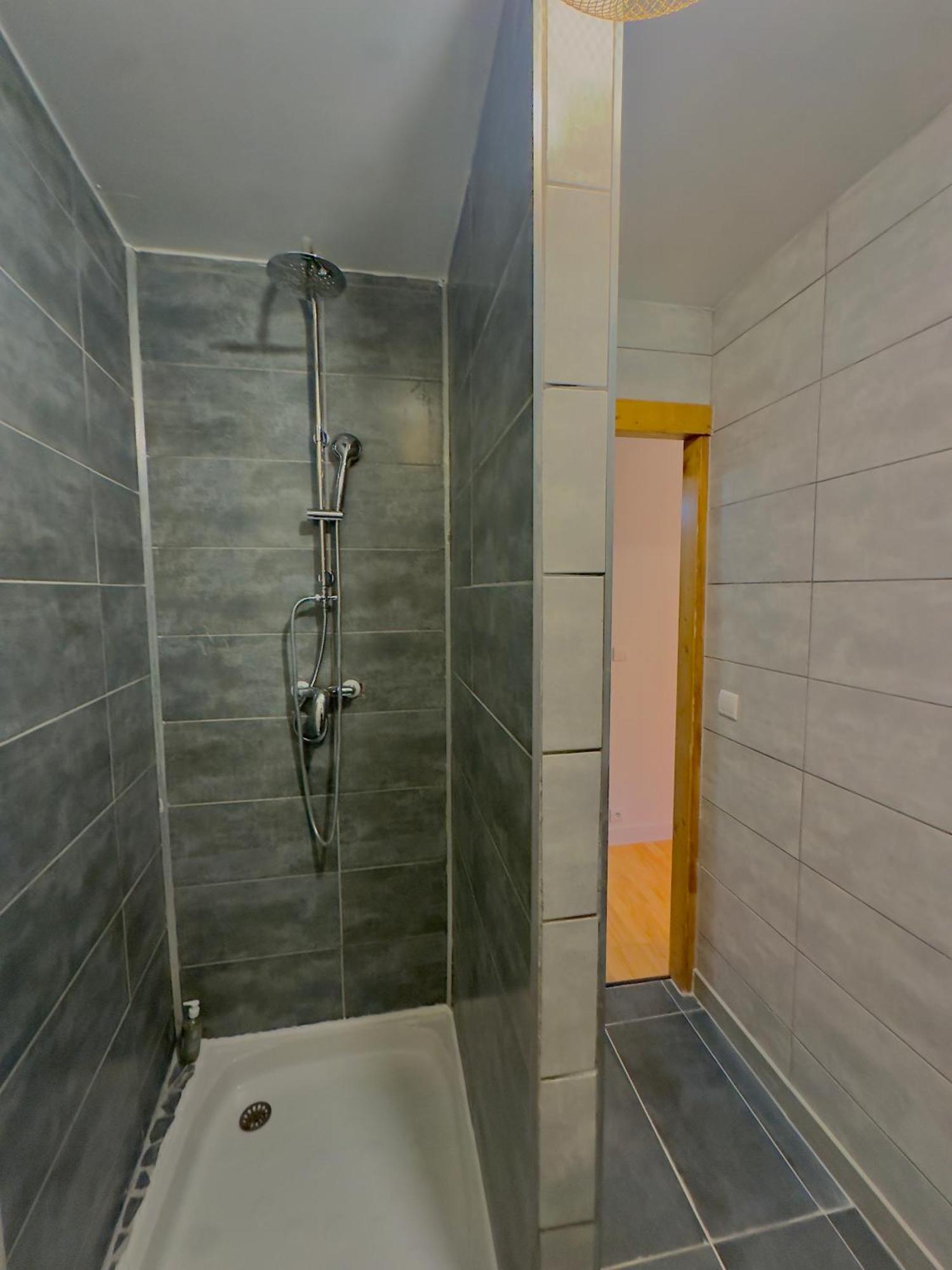 Appartement Chloe Du Lac Montferrat  外观 照片