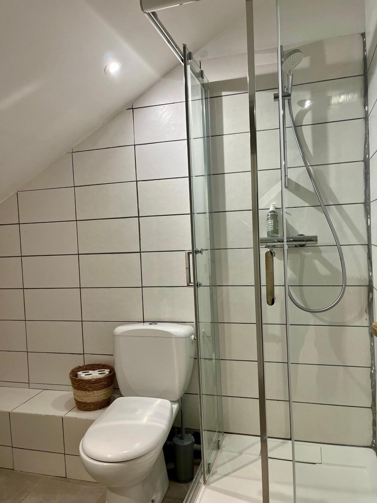 Appartement Chloe Du Lac Montferrat  外观 照片