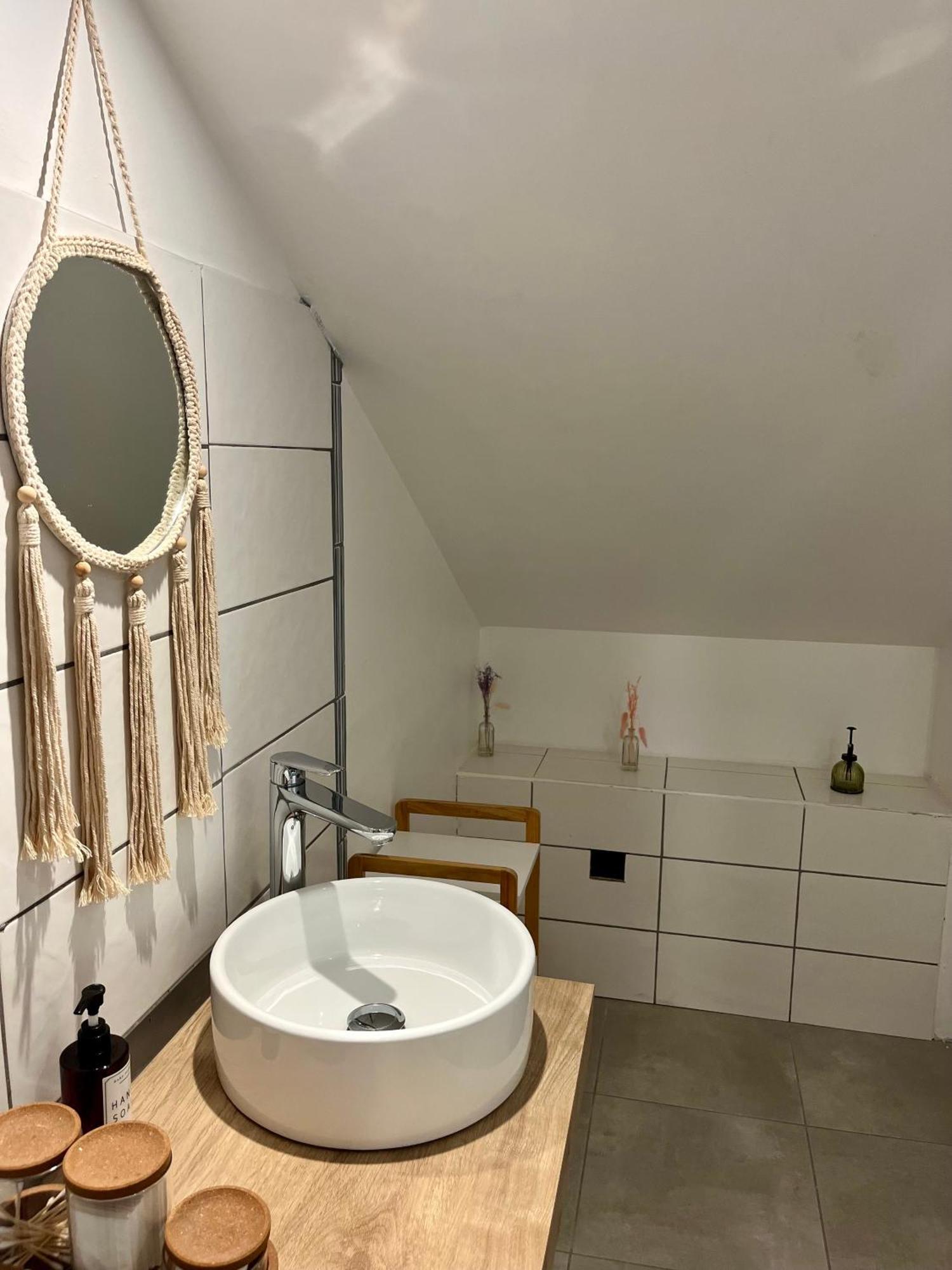 Appartement Chloe Du Lac Montferrat  外观 照片