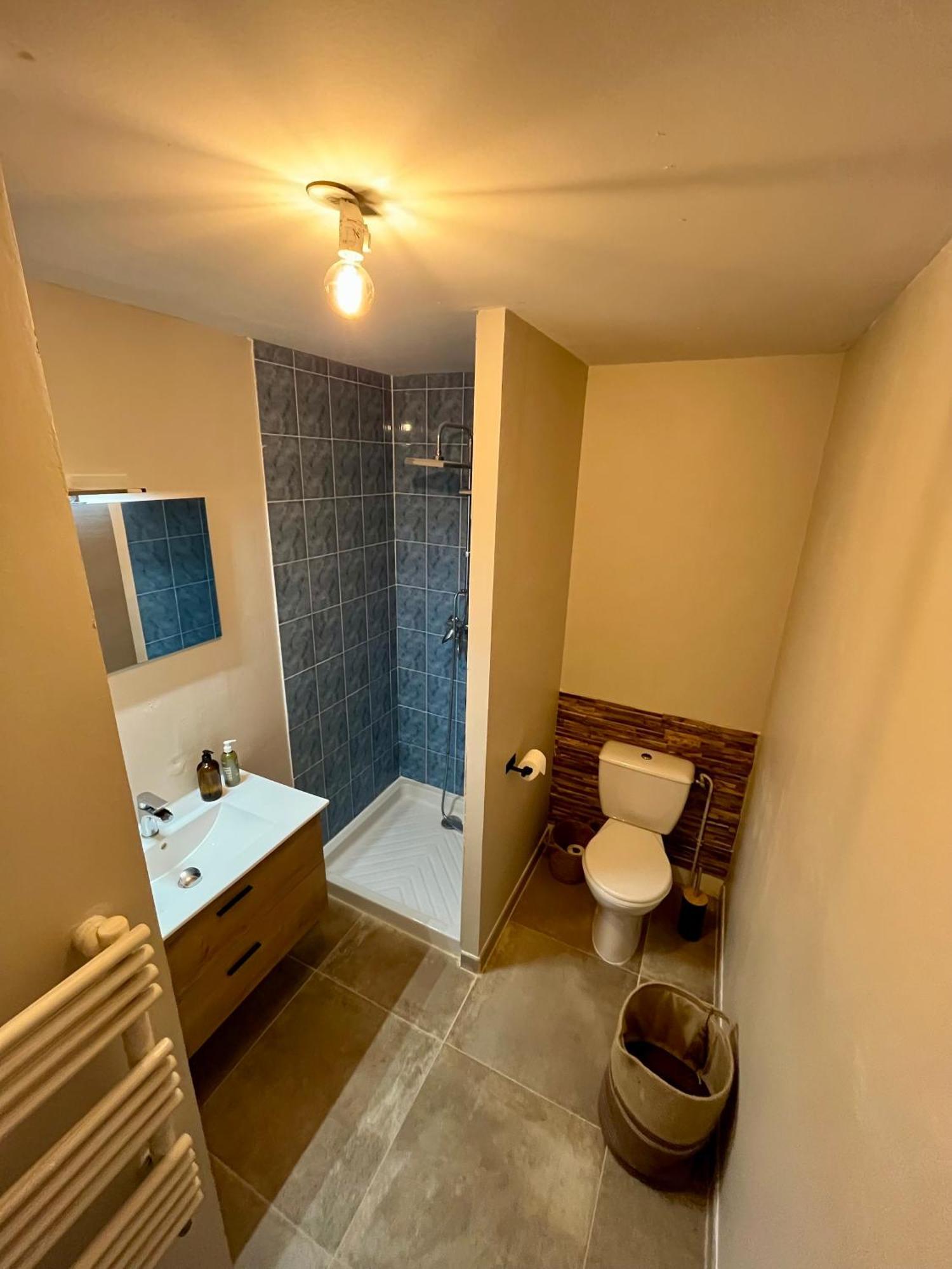 Appartement Chloe Du Lac Montferrat  外观 照片